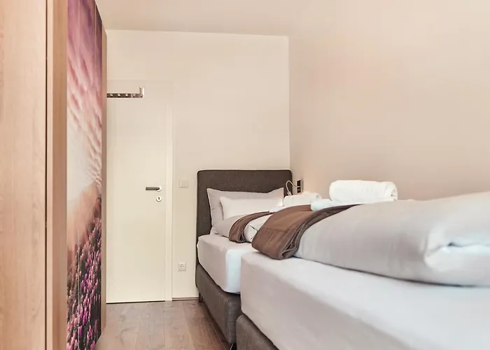 - Wasserfall C2 By Aa Homes * 타우플리츠